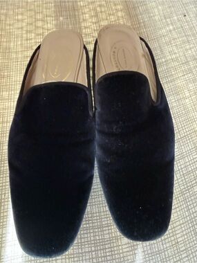 STUBBS & WOOTON Classic Black Velvet Women’s Loafers/Mules